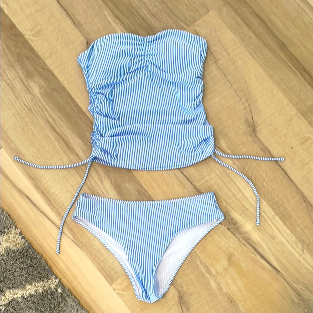 NWOT American eagle Blue and White Striped Swimsuit